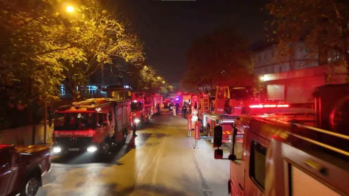 Dudullu OSB'de elektronik fabrikasında korkutan yangın