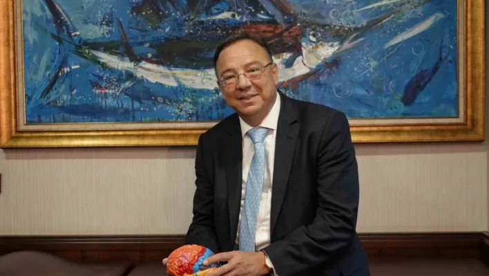 Dünya Sanat ve Bilim Akademisi Mütevelli Heyeti'ne seçilen ilk Türk