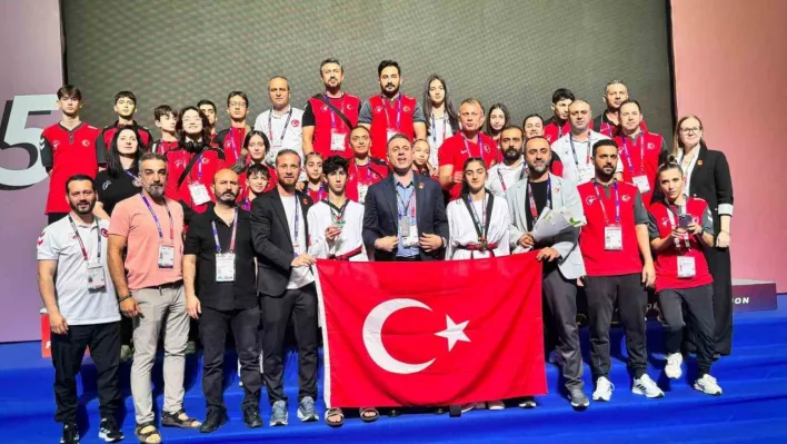 Dünya Yıldızlar Taekwondo Şampiyonası'nda millilerden 2 madalya