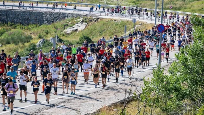 Dünyaca ünlü ultra trailciler Uludağ'da kıyasıya mücadele edecek