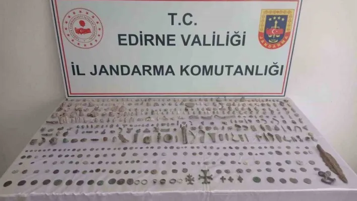 Edirne'de 520 tarihi eser ele geçirildi