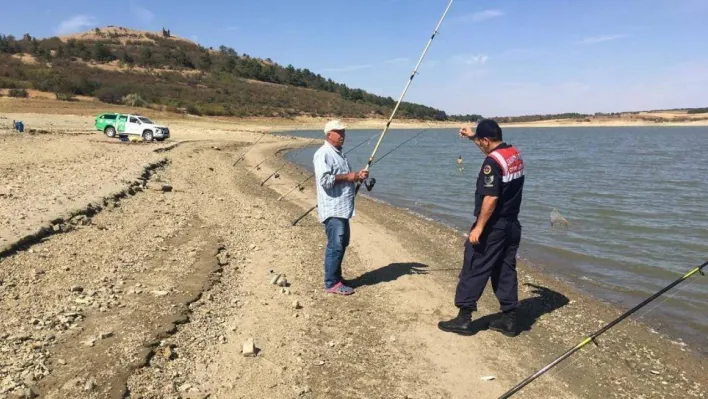 Edirne'de amatör balıkçılar bilgilendirildi