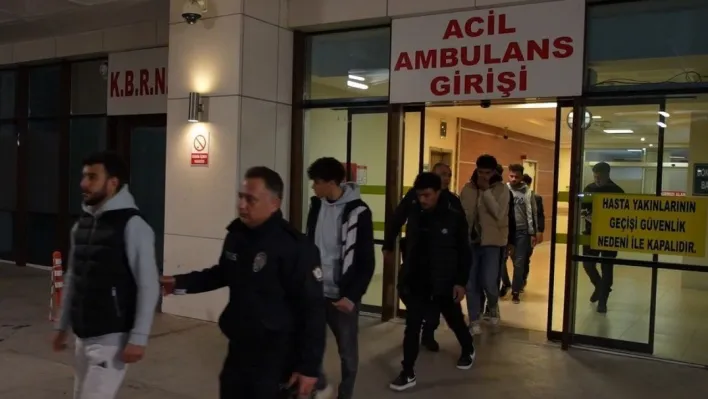 Edirne'de kaçak göçmen operasyonu: Bir insan kaçakcısı ve 8 kaçak göçmen yakalandı