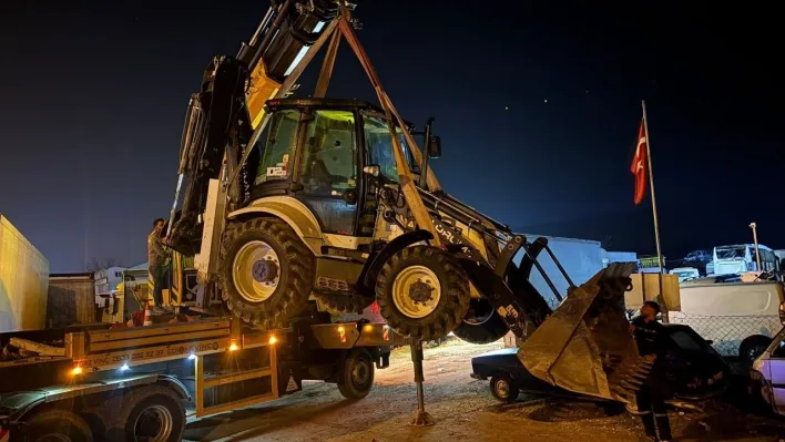 Edirne'de kaçak kazı yapan 4 kişi yakalandı