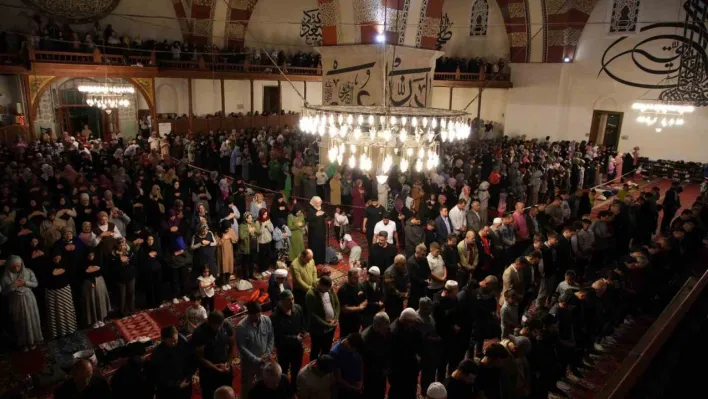 Edirne'de Kadir Gecesi coşkusu