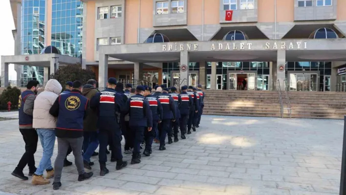 Edirne'de köy arazisini satan eski muhtar ve aralarında iş adamlarının da olduğu 8 şüpheli tutuklandı