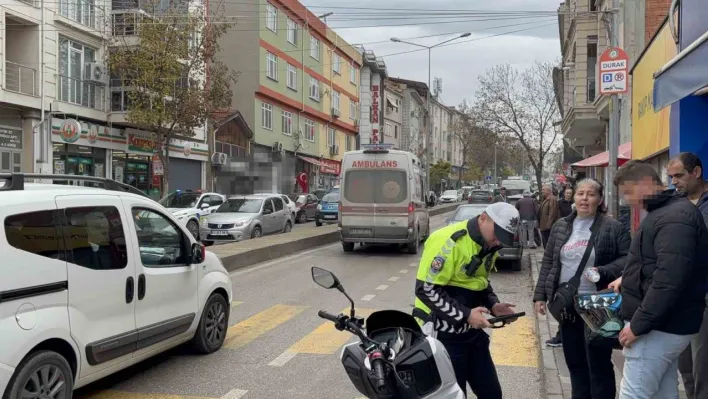 Edirne'de motosiklet devrildi, sürücü yaralandı