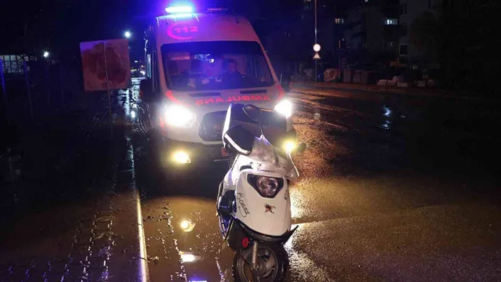 Edirne'de motosikletten düşen kurye yaralandı