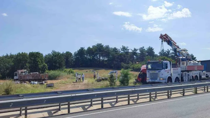 Edirne'de, Muğlalı arıcılara tır çarptı: 4 ölü, 1 yaralı