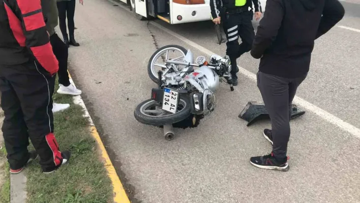 Edirne'de otobüs, otomobil ile motosikletin karıştığı kazada 1 kişi yaralandı