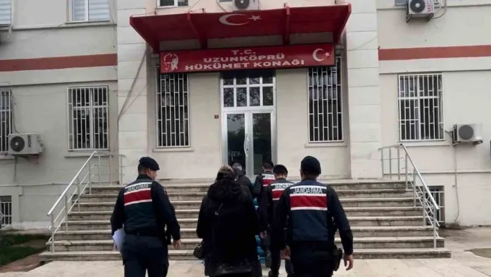 Edirne'de yapay zekâ destekli operasyonda 3 FETÖ şüphelisi yakalandı
