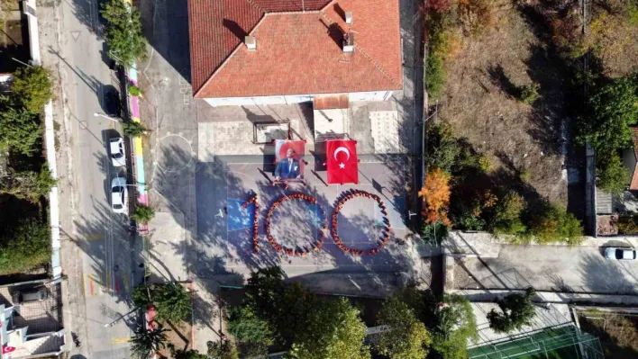 Edirne'den öğrencilerden 100. yıl koreografisi