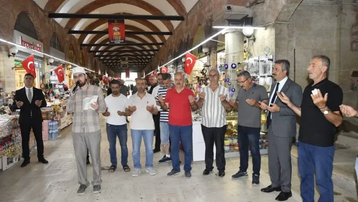 Edirne Valisi Sezer, asırlık Osmanlı geleneğini sürdürdü