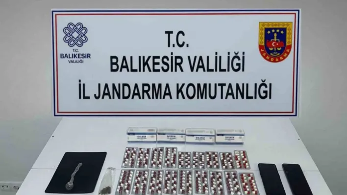 Edremit'te uyuşturucu operasyonu: 3 gözaltı