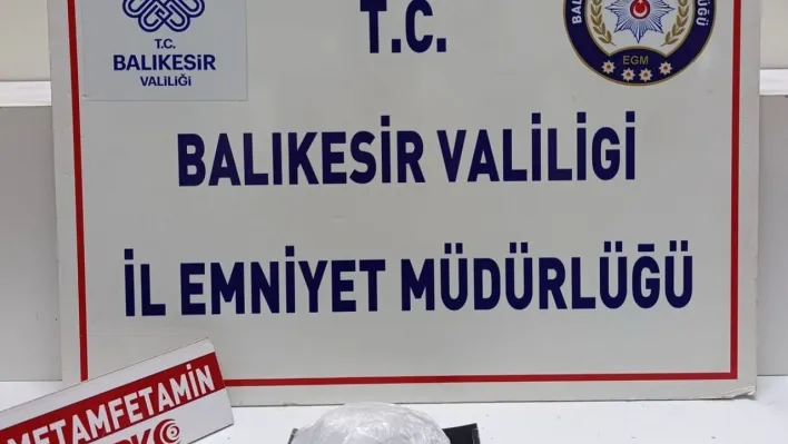 Edremit'te uyuşturucu operasyonu: 2 kişi tutuklandı