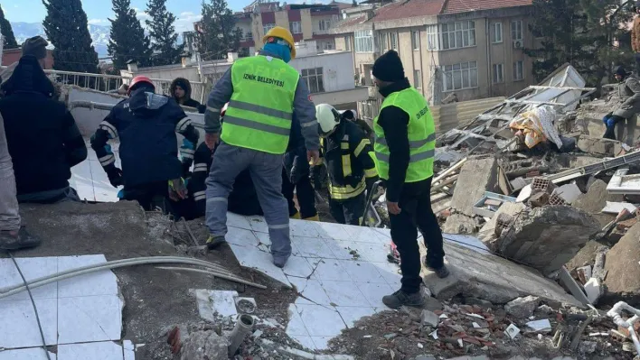 Ekipler 41 saat sonra küçük Yağmur'a ulaştı