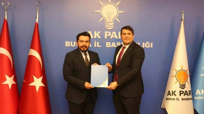 Ekonomist Yüksel Okşak, AK Parti Bursa Milletvekili aday adayı oldu