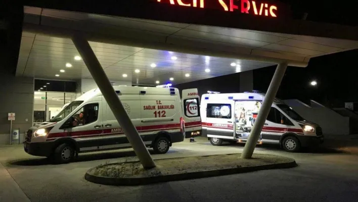 Elini makineye sıkıştıran işçi yaralandı