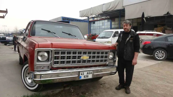 Emekli olduktan sonra başladı, parçalarını Amerika'dan tedarik ediyor