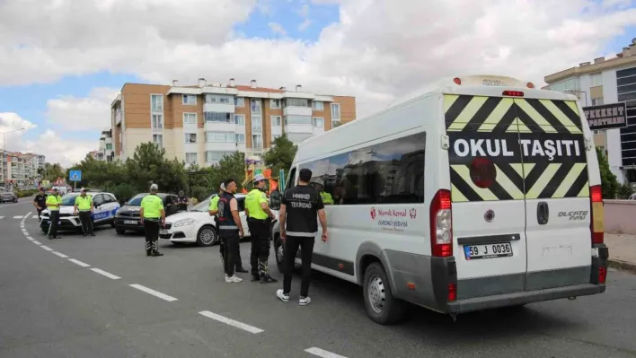 Emniyet, okul çevrelerini abluka altına aldı: Öğrencilerin kılına bile zarar gelmeyecek