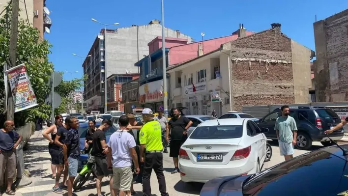 Erdek'te otomobil ile motosiklet çarpıştı: 1 kişi yaralandı