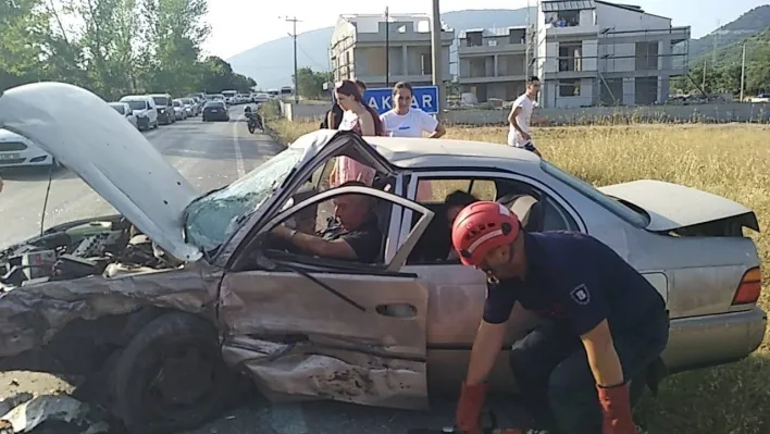 Erdek'te trafik kazası: 6 yaralı