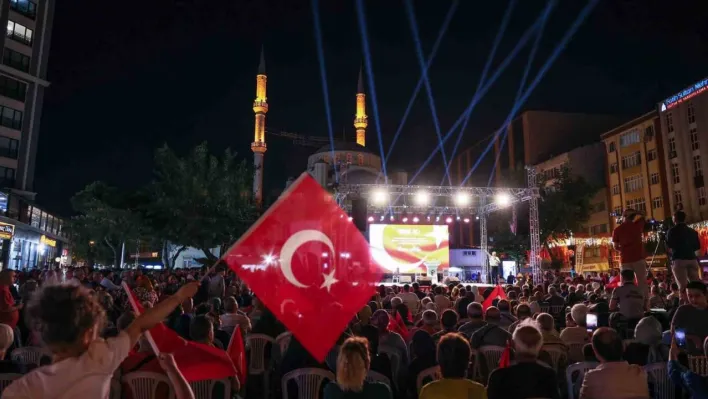 Esenler'de 15 Temmuz şehitleri dualarla anıldı