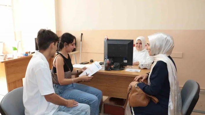 Esenlerli gençler Mihmandar Akademi ile yine zirvedeler