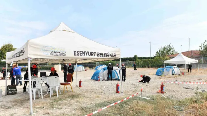 Esenyurt Arama Kurtarma Ekibi AFAD'ın gerçekleştirdiği sınavda başarılı oldu