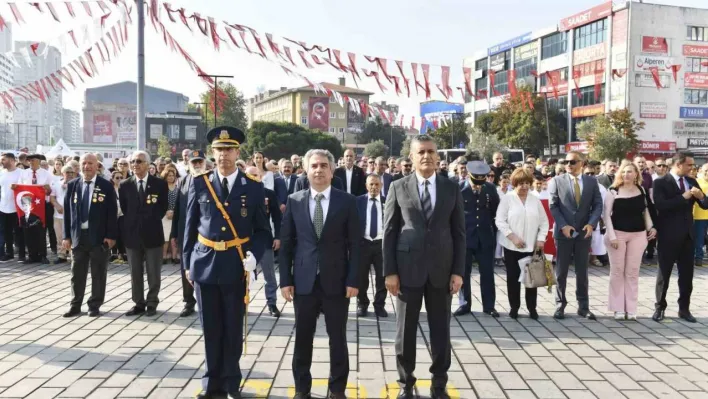 Esenyurt'ta 30 Ağustos Zafer Bayramı dolayısıyla tören gerçekleştirildi