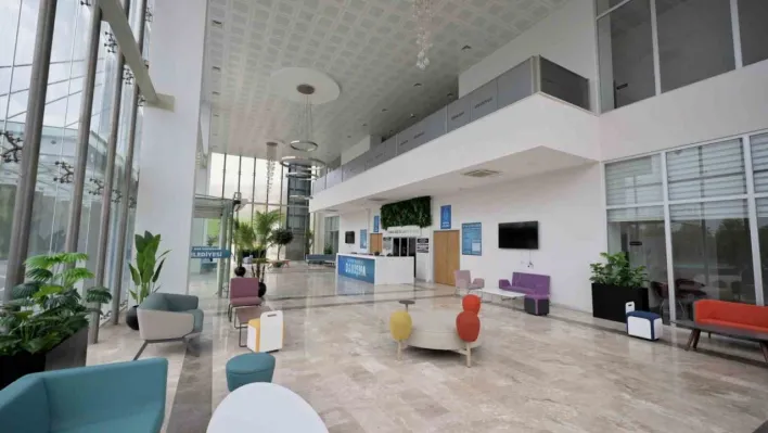 Esenyurt'ta Kıraç Termal Kür ve Tedavi Merkezi yeniden hizmete açıldı