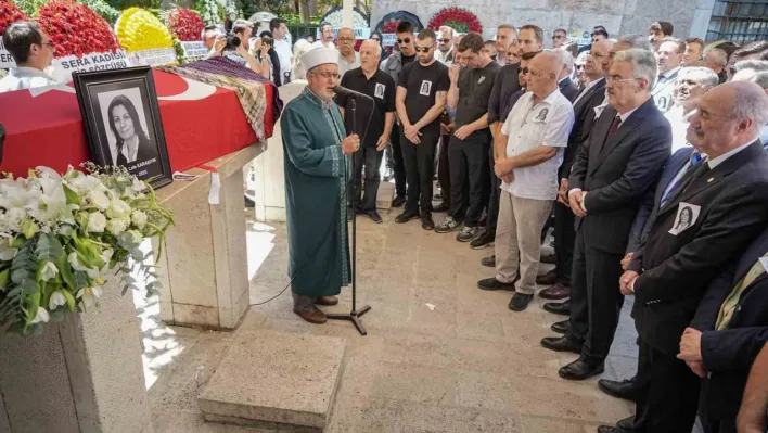Eski CHP Milletvekili Lale Karabıyık son yolculuğuna uğurlandı