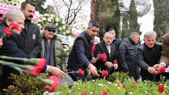 Eski Devlet Bakanı Adnan Kahveci, vefatının 30'uncu yıl dönümünde Kartal'da anıldı