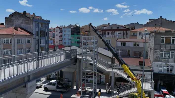 Eski Sanayi Üst Geçidi'ne Asansör Desteği: Erişilebilirlik Artıyor