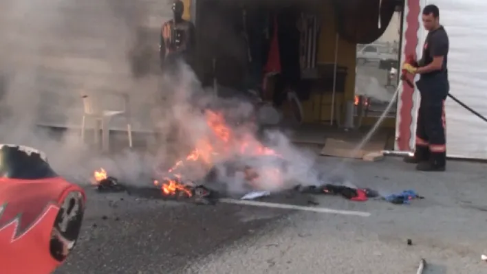 Esnaf kendi dükkânını ateşe verdi