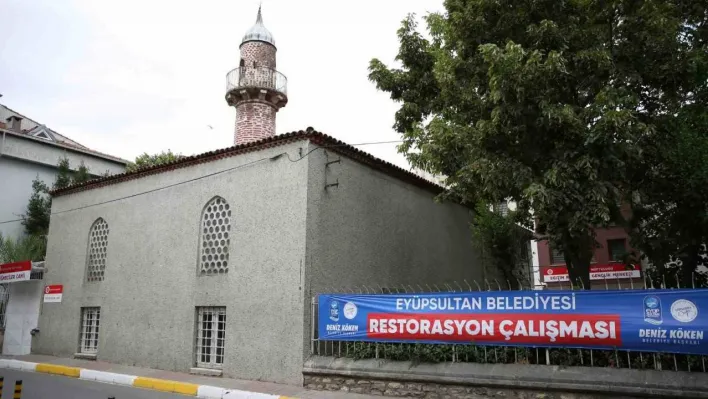 Eyüpsultan'da Düğmeciler Camii ve Haziresi'ni restore ediliyor