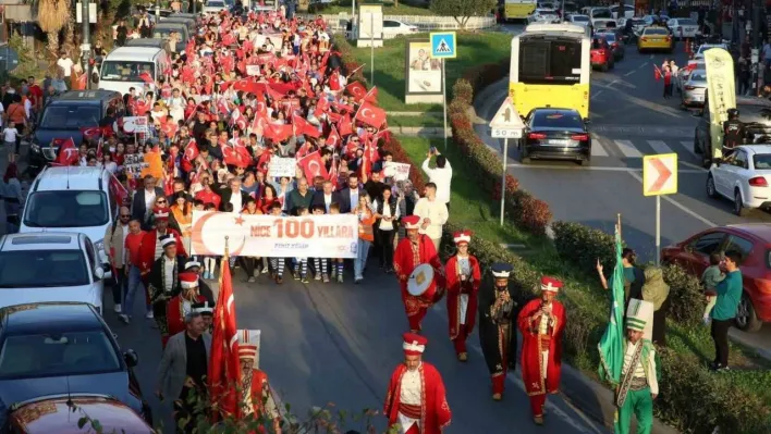 Eyüpsultan'ın dört bir yanında Cumhuriyetin 100'üncü yılı coşkusu