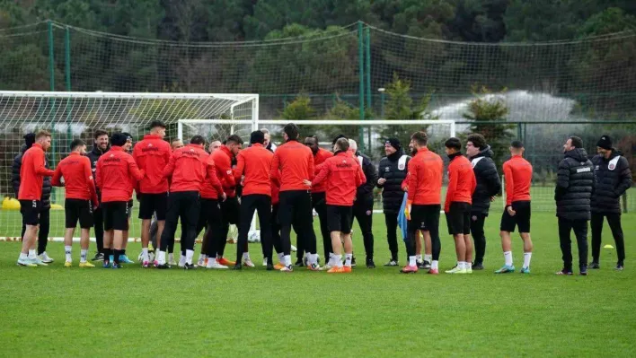 Fatih Karagümrük, İstanbulspor maçı hazırlıklarını sürdürdü
