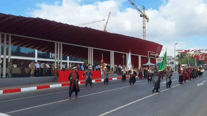 Fatih Vatan Caddesi'nde '30 Ağustos Zafer Bayramı' provası yapıldı