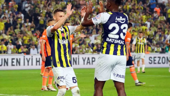 Fenerbahçe, Başakşehir'e karşı en farklı galibiyetini aldı