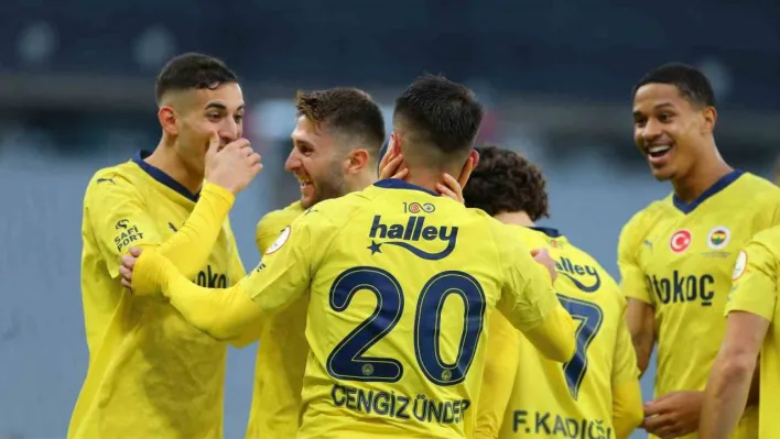 Fenerbahçe, bu sezon 3. kez 5 golle kazandı