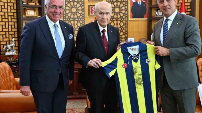 Fenerbahçe'den siyasi parti ziyaretleriyle ilgili iddialara yanıt