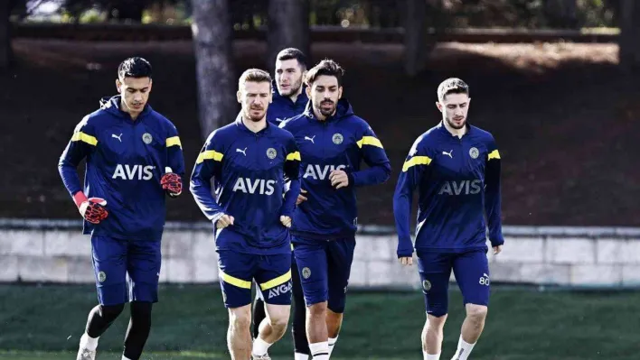 Fenerbahçe hazırlıklarını sürdürdü