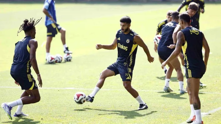 Fenerbahçe, hazırlıklarını sürdürdü