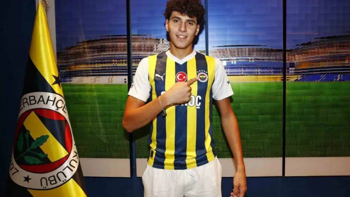 Fenerbahçe, Omar Fayed'in lisansını çıkarttı