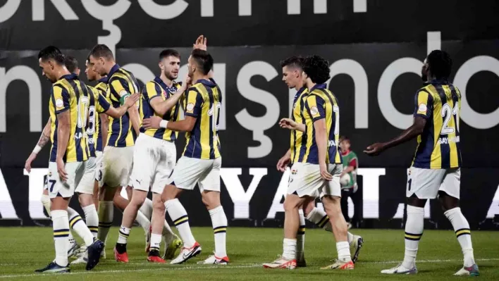 Fenerbahçe rekorunu 10 maça çıkardı