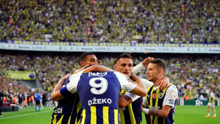 Fenerbahçe, Süper Lig'de 4'te 4 ile devam ediyor