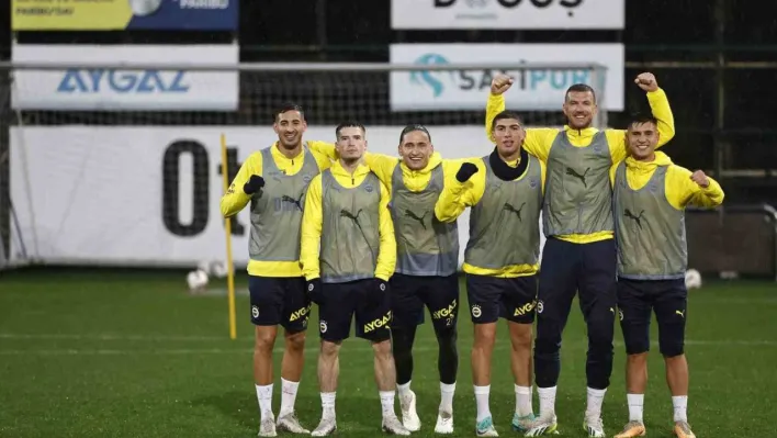 Fenerbahçe, yağmur altında çalıştı