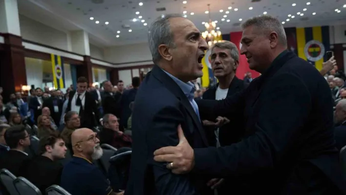 Fenerbahçe Yüksek Divan Kurulu Toplantısı'nda gerginlik