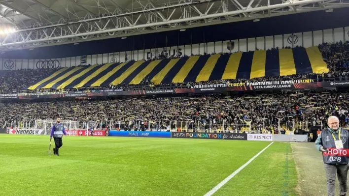 Fenerbahçeli taraftarlardan 'istifa' çağrısı